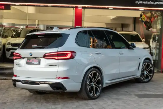 BMW-X5-2019