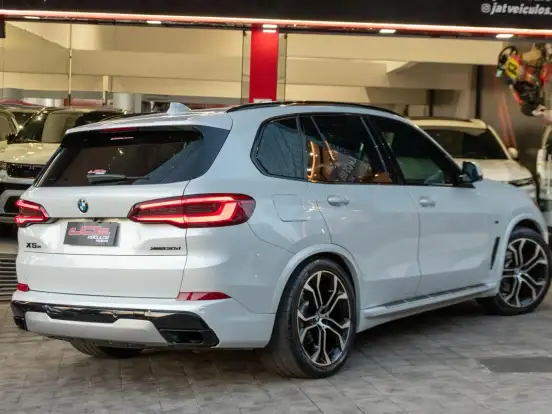BMW-X5-3.0 4X4 30D I6 TURBO DIESEL 4P AUTOMÁTICO BMW-X5-2019