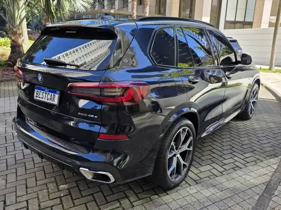 BMW-X5-3.0 I6 TURBO HÍBRIDO XDRIVE45E M SPORT AUTOMÁTICO BMW-X5-2022