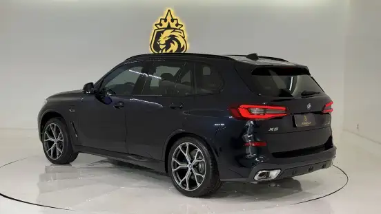 BMW-X5-2022