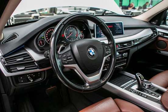 BMW-X5-2017