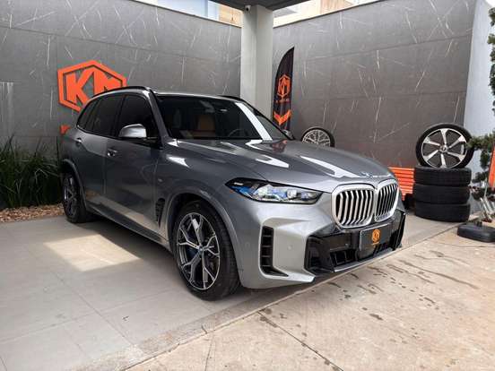 BMW-X5-2024