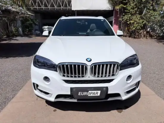 BMW-X5-4.4 V8 TURBO GASOLINA XDRIVE50I AUTOMÁTICO BMW-X5-2013