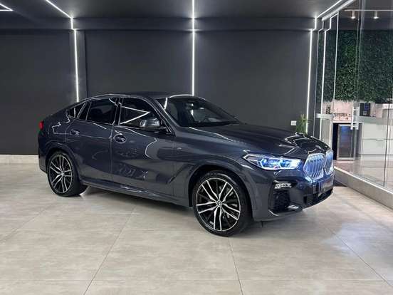 BMW-X6-2021