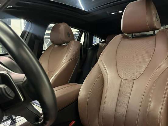 BMW-X6-2021