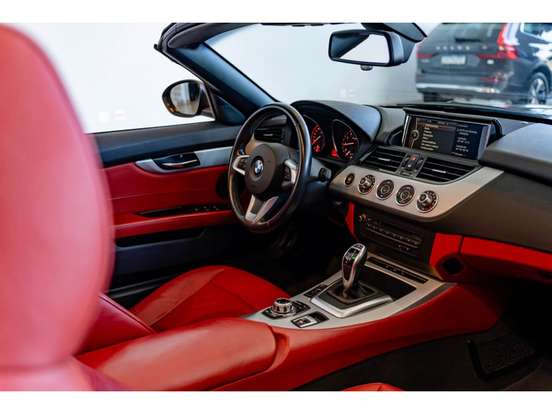 BMW-Z4-2.0 16V TURBO GASOLINA SDRIVE20I AUTOMÁTICO BMW-Z4-2015