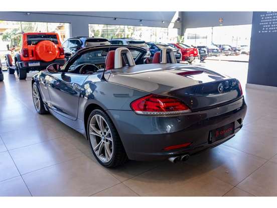 BMW-Z4-2.0 16V TURBO GASOLINA SDRIVE20I AUTOMÁTICO BMW-Z4-2015