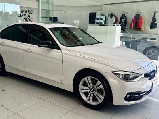 BMW-320i-2.0 SPORT GP 16V TURBO ACTIVE FLEX 4P AUTOMÁTICO BMW-320i-2017