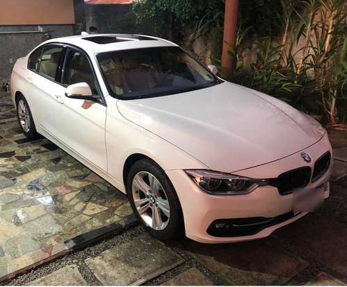 BMW-320i-2017