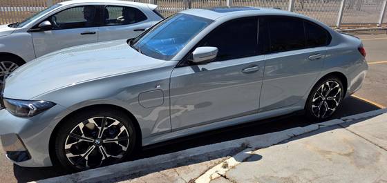BMW 330e 2.0 16V TURBO HÍBRIDO M SPORT AUTOMÁTICO