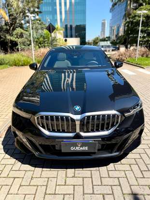 BMW-530e-2024