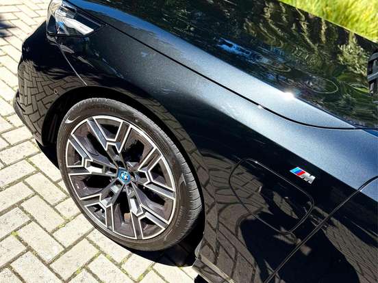 BMW-530e-2.0 TWINPOWER PHEV M SPORT AUTOMÁTICO BMW-530e-2024