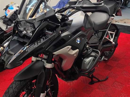 BMW-R 1250 GS TRIPLE BLACK BMW-R 1250 GS TRIPLE BLACK-2021