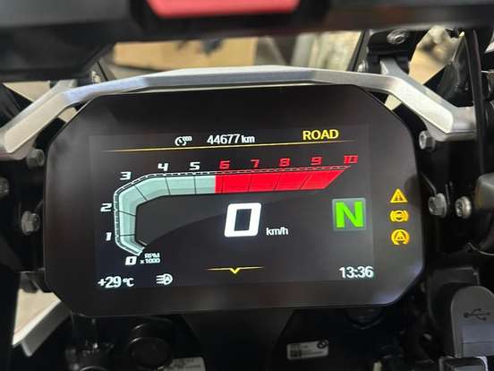 BMW-R 1250 GS ADVENTURE PREMIUM RALLYE BMW-R 1250 GS ADVENTURE PREMIUM RALLYE-2021