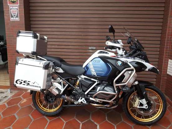 BMW-R 1250 GS ADVENTURE PREMIUM TRIPLE BLACK BMW-R 1250 GS ADVENTURE PREMIUM TRIPLE BLACK-2023