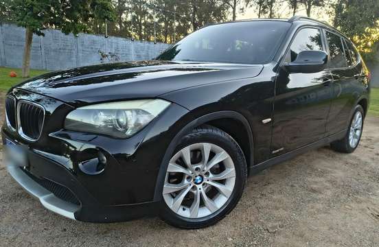 BMW-X1-2010