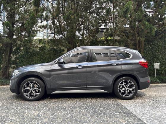 BMW X1 2.0 16V TURBO ACTIVEFLEX SDRIVE20I 4P AUTOMÁTICO