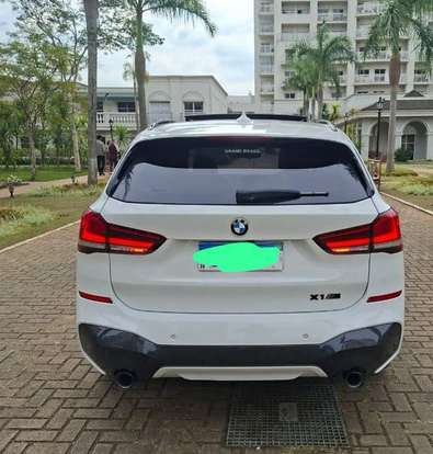 BMW-X1-2022
