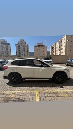 BMW-X1-2016