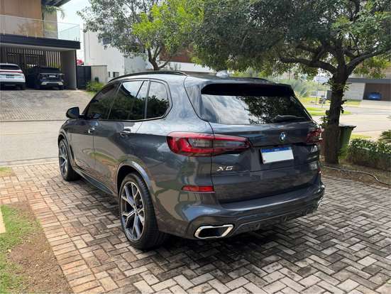 BMW-X5-2020