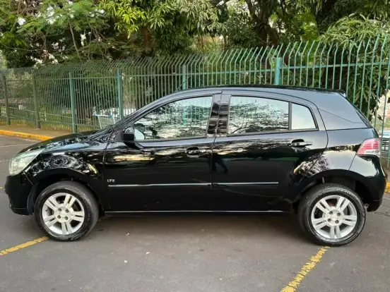 CHEVROLET-AGILE-2010