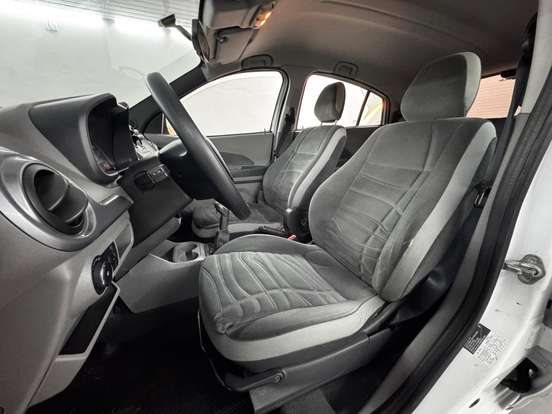 CHEVROLET-AGILE-2012