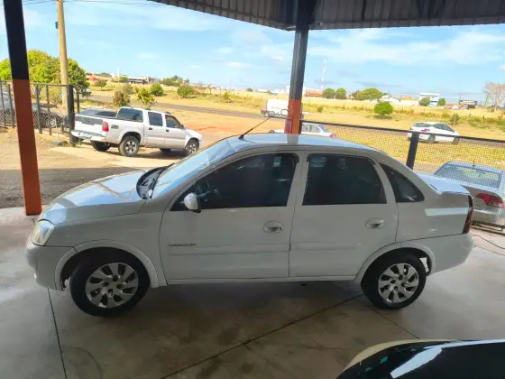 CHEVROLET CORSA 1.4 MPFI MAXX SEDAN 8V FLEX 4P MANUAL