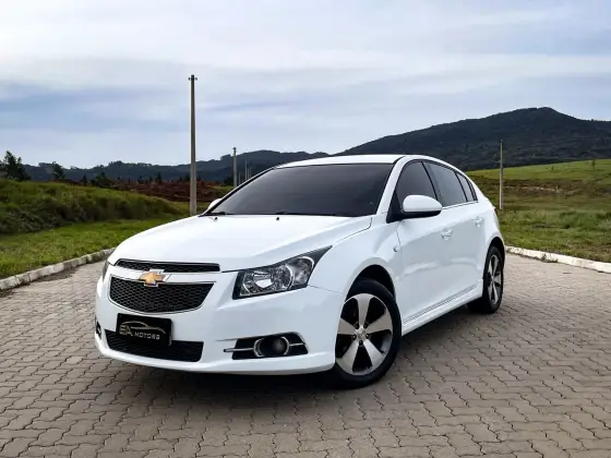 CHEVROLET CRUZE 1.8 LT SPORT6 16V FLEX 4P MANUAL CHEVROLET CRUZE 1.8 LT SPORT6 16V FLEX 4P MANUAL