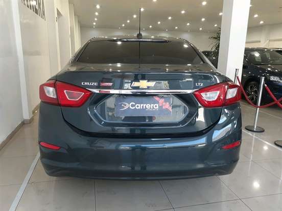 CHEVROLET-CRUZE-2018