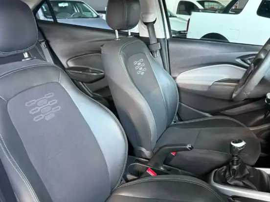 CHEVROLET-ONIX-1.0 MPFI LT 8V FLEX 4P MANUAL CHEVROLET-ONIX-2019