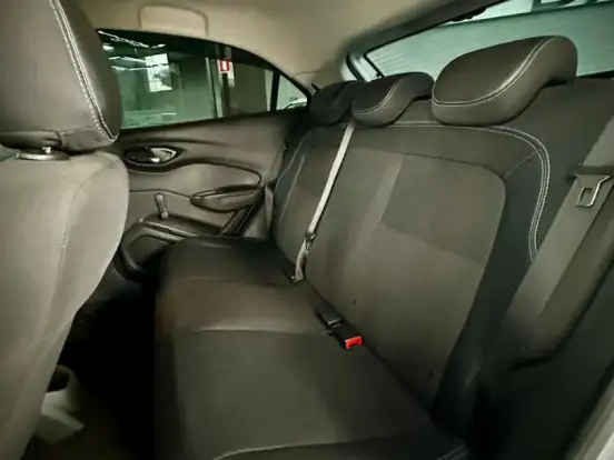 CHEVROLET-ONIX-1.4 MPFI ADVANTAGE 8V FLEX 4P AUTOMÁTICO CHEVROLET-ONIX-2019