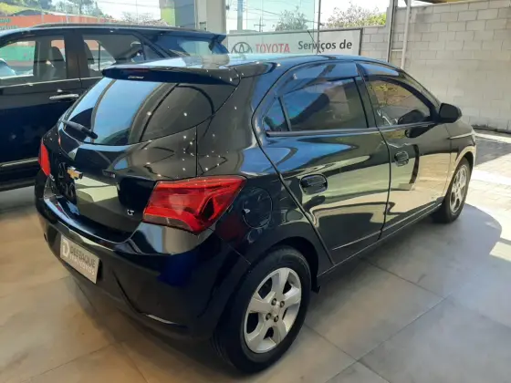 CHEVROLET ONIX 1.4 MPFI LT 8V FLEX 4P AUTOMÁTICO