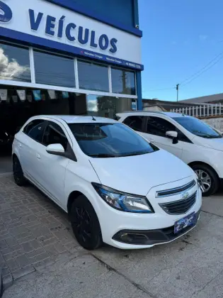 CHEVROLET ONIX 1.4 MPFI LT 8V FLEX 4P MANUAL