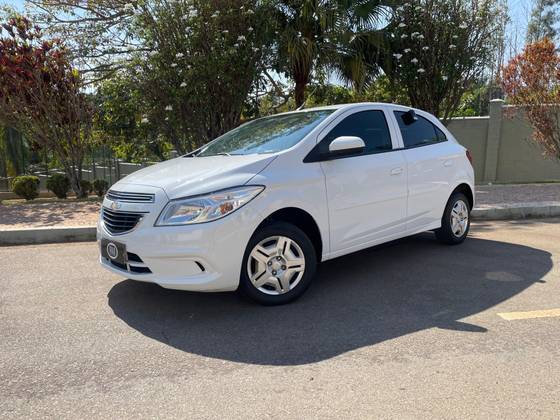 CHEVROLET ONIX 1.0 MPFI LT 8V FLEX 4P MANUAL