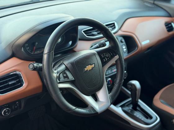 CHEVROLET ONIX 1.4 MPFI ACTIV 8V FLEX 4P AUTOMÁTICO