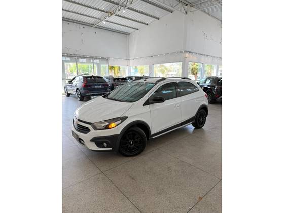 CHEVROLET ONIX 1.4 MPFI ACTIV 8V FLEX 4P AUTOMÁTICO