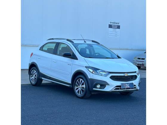 CHEVROLET ONIX 1.4 MPFI ACTIV 8V FLEX 4P MANUAL