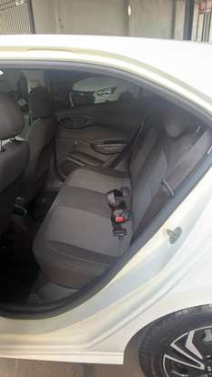 CHEVROLET-ONIX-2017