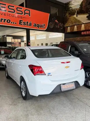 CHEVROLET-PRISMA-2016
