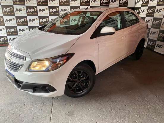 CHEVROLET-PRISMA-2014