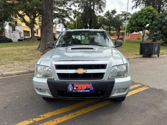 CHEVROLET S10 2.8 EXECUTIVE 4X2 CD 12V TURBO ELECTRONIC INTERCOOLER DIESEL 4P MANUAL