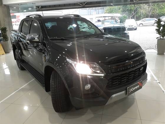CHEVROLET S10 2.8 16V TURBO DIESEL HIGH COUNTRY CD 4X4 AUTOMÁTICO