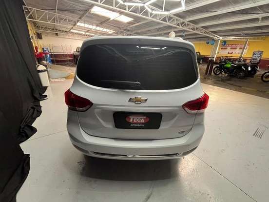 CHEVROLET-SPIN-1.8 PREMIER 8V FLEX 4P AUTOMÁTICO CHEVROLET-SPIN-2023
