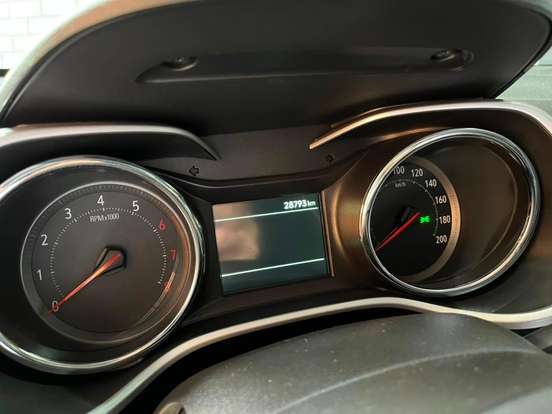 CHEVROLET-TRACKER-2024
