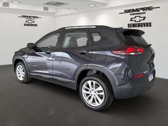 CHEVROLET-TRACKER-2023