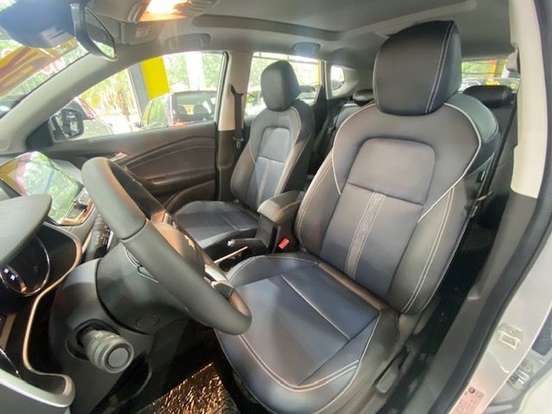 CHEVROLET-TRACKER-2025