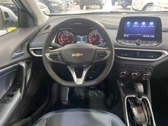 CHEVROLET-TRACKER-2025