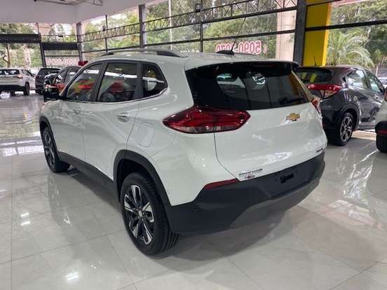 CHEVROLET-TRACKER-2025