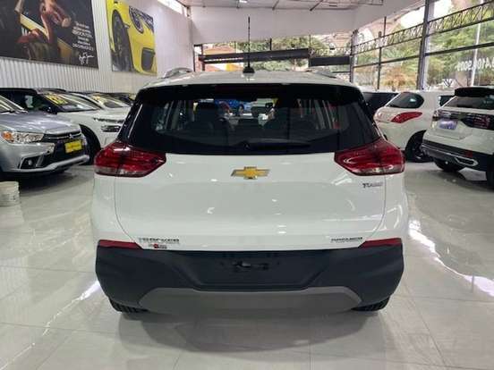 CHEVROLET-TRACKER-2025