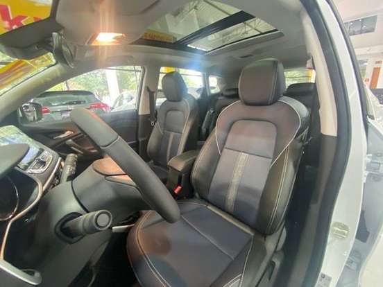 CHEVROLET-TRACKER-2025